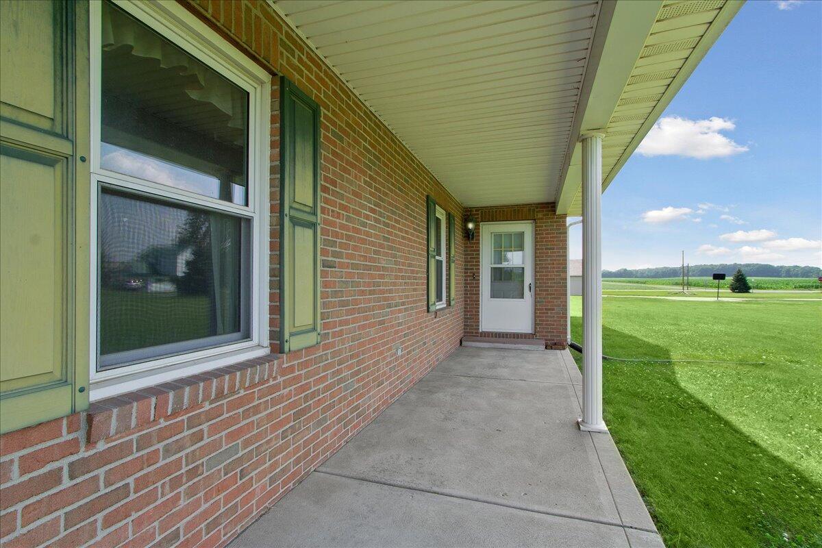 4972 Clark Road Urbana, OH 43078 - Photo 4 of 58