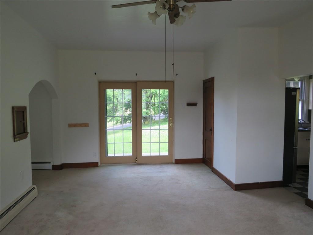 127 Maple Street Rochester, PA 15074 - Photo 27 of 39