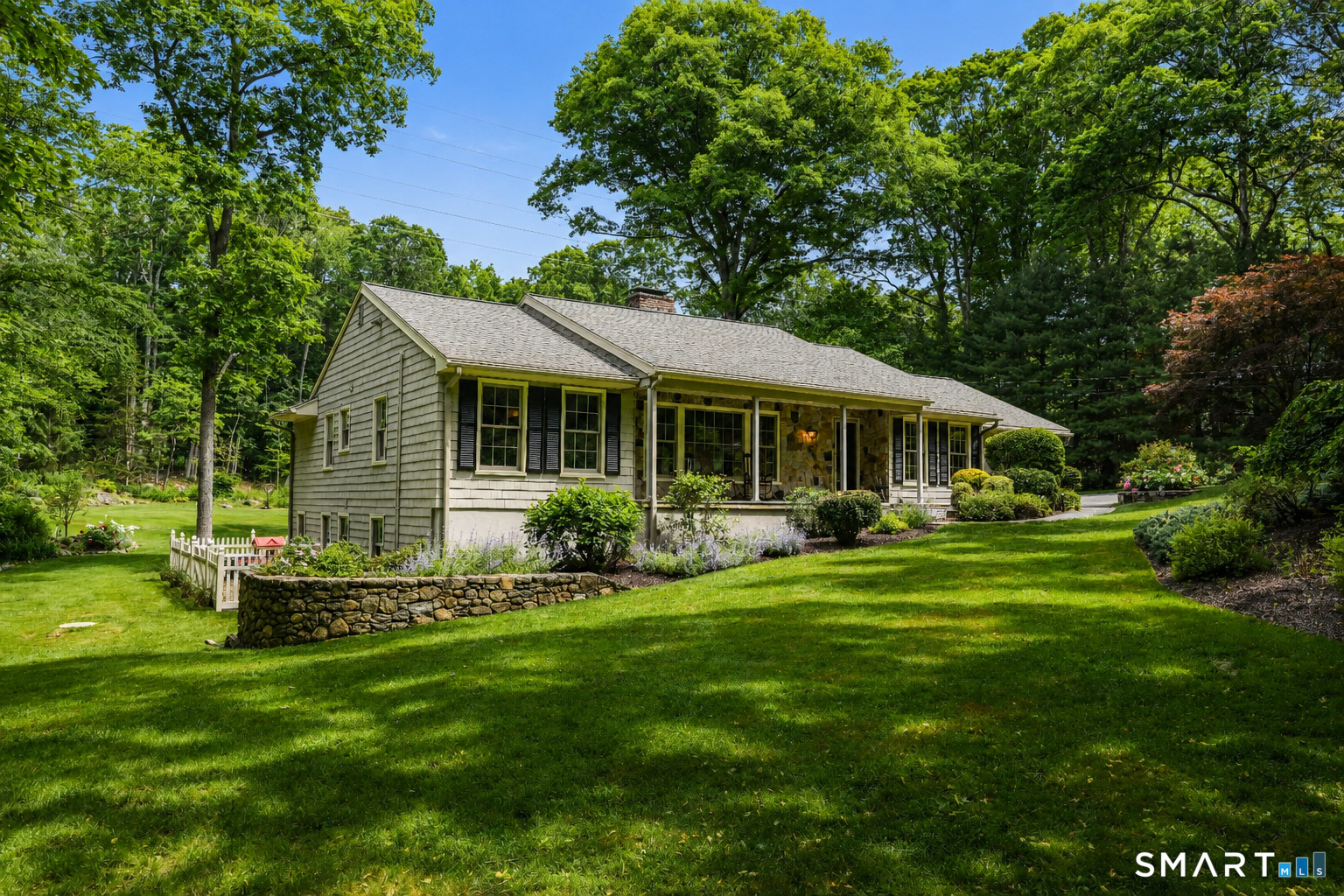 14 Saw Mill Road Weston, CT 06883 - Photo 2 of 40