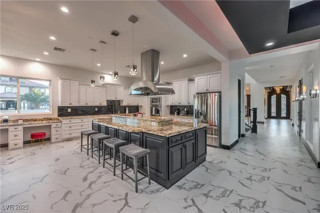 $2,000,000 | 282 East Maulding Avenue, Las Vegas, NV 89123