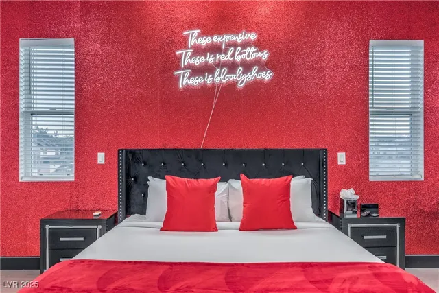 $2,000,000 | 282 East Maulding Avenue, Las Vegas, NV 89123