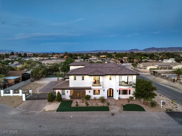 $2,000,000 | 282 East Maulding Avenue, Las Vegas, NV 89123