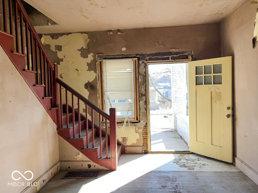 2148 Singleton Street Indianapolis, IN 46203 - Photo 4 of 9