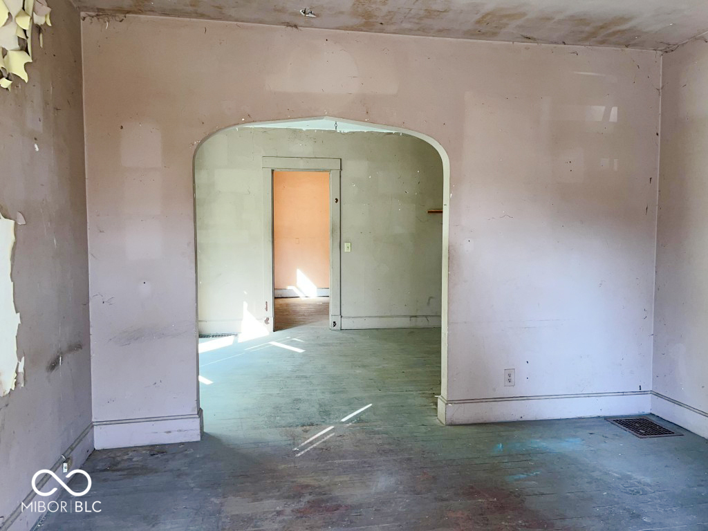 2148 Singleton Street Indianapolis, IN 46203 - Photo 5 of 9