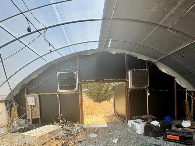 a view of a outdoor space