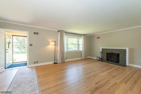 $650,000 | 318 Highland Avenue, Orange, NJ 07050