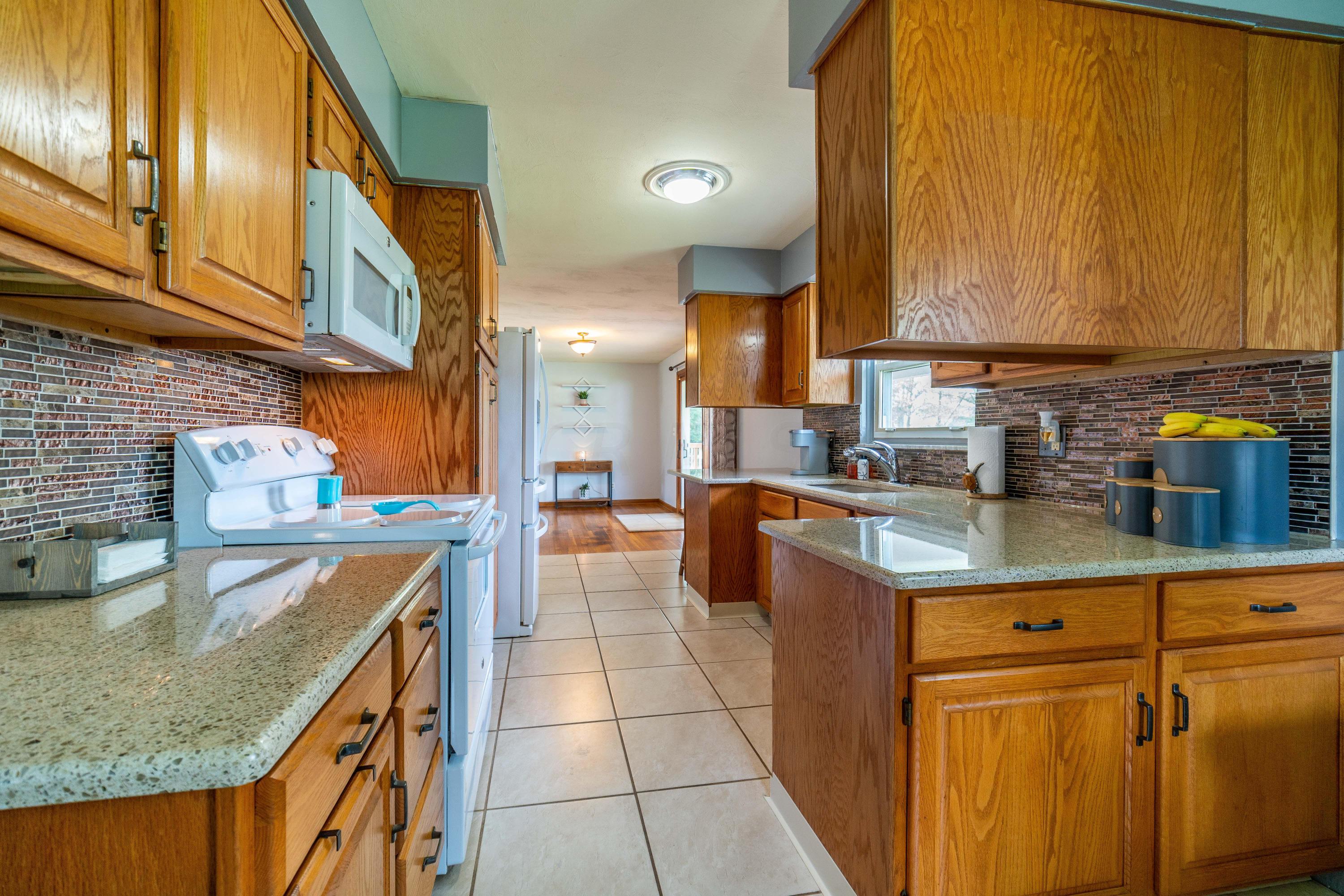 4598 Walburn Road Columbus, OH 43232 - Photo 19 of 58 Gallery Image 19