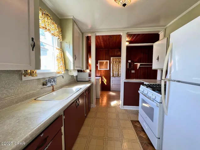 $299,000 | 334 South Macarthur Avenue, Panama City, FL 32401