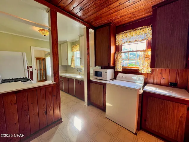 $299,000 | 334 South Macarthur Avenue, Panama City, FL 32401