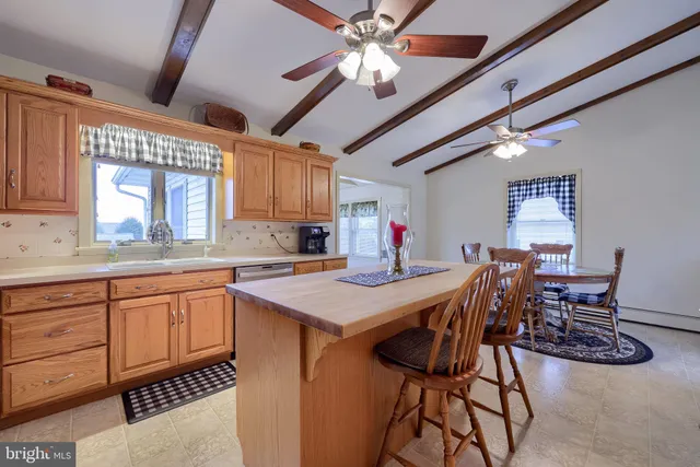 $375,000 | 281 Robin Dale Drive, Leola, PA 17540