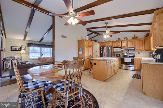 $375,000 | 281 Robin Dale Drive, Leola, PA 17540