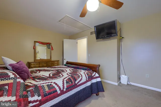 $375,000 | 281 Robin Dale Drive, Leola, PA 17540