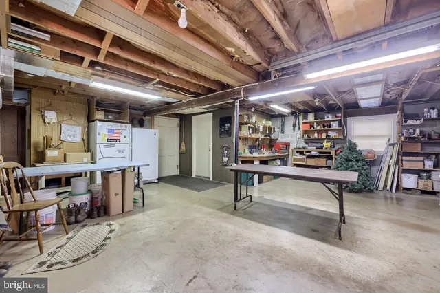 $375,000 | 281 Robin Dale Drive, Leola, PA 17540