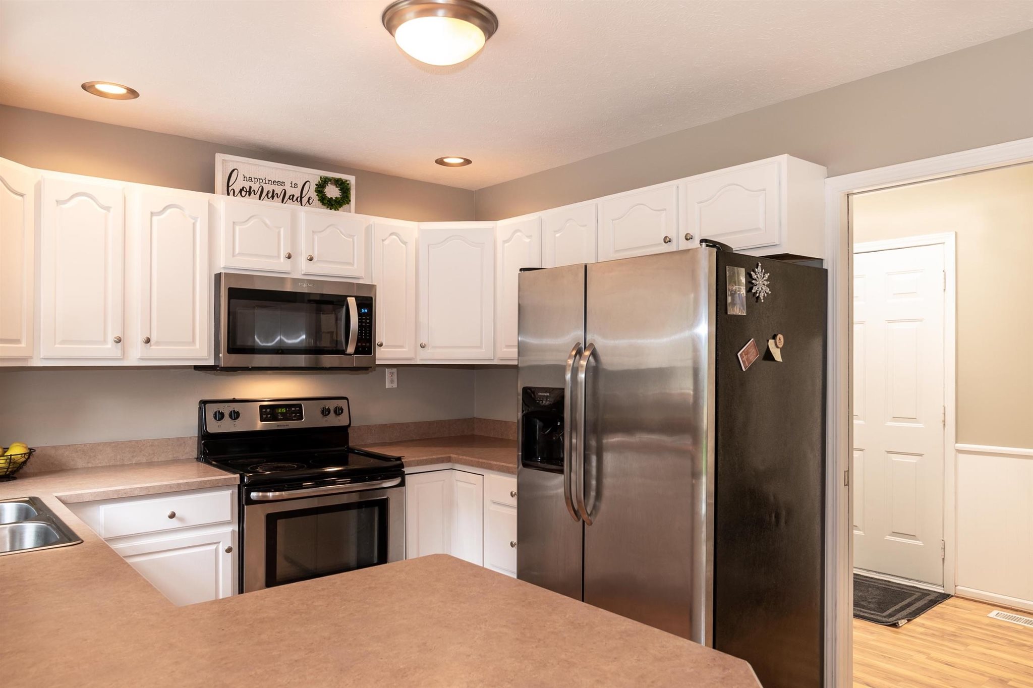 10285 Red Raspberry Lane Granger, IN 46530 - Photo 17 of 36 Gallery Image 17