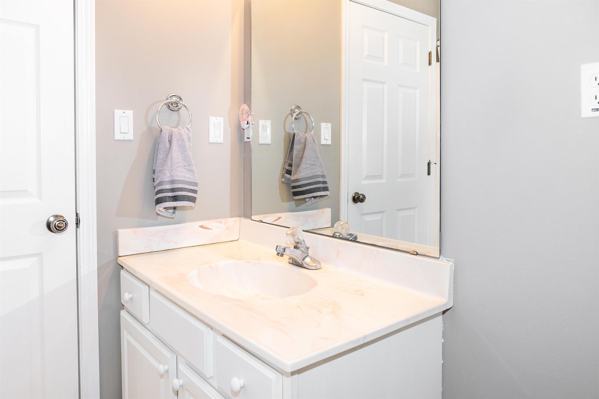 10285 Red Raspberry Lane Granger, IN 46530 - Photo 23 of 36 Gallery Image 23
