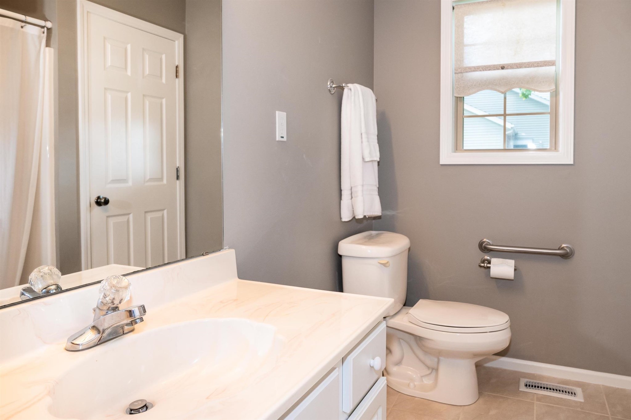 10285 Red Raspberry Lane Granger, IN 46530 - Photo 7 of 36 Gallery Image 7