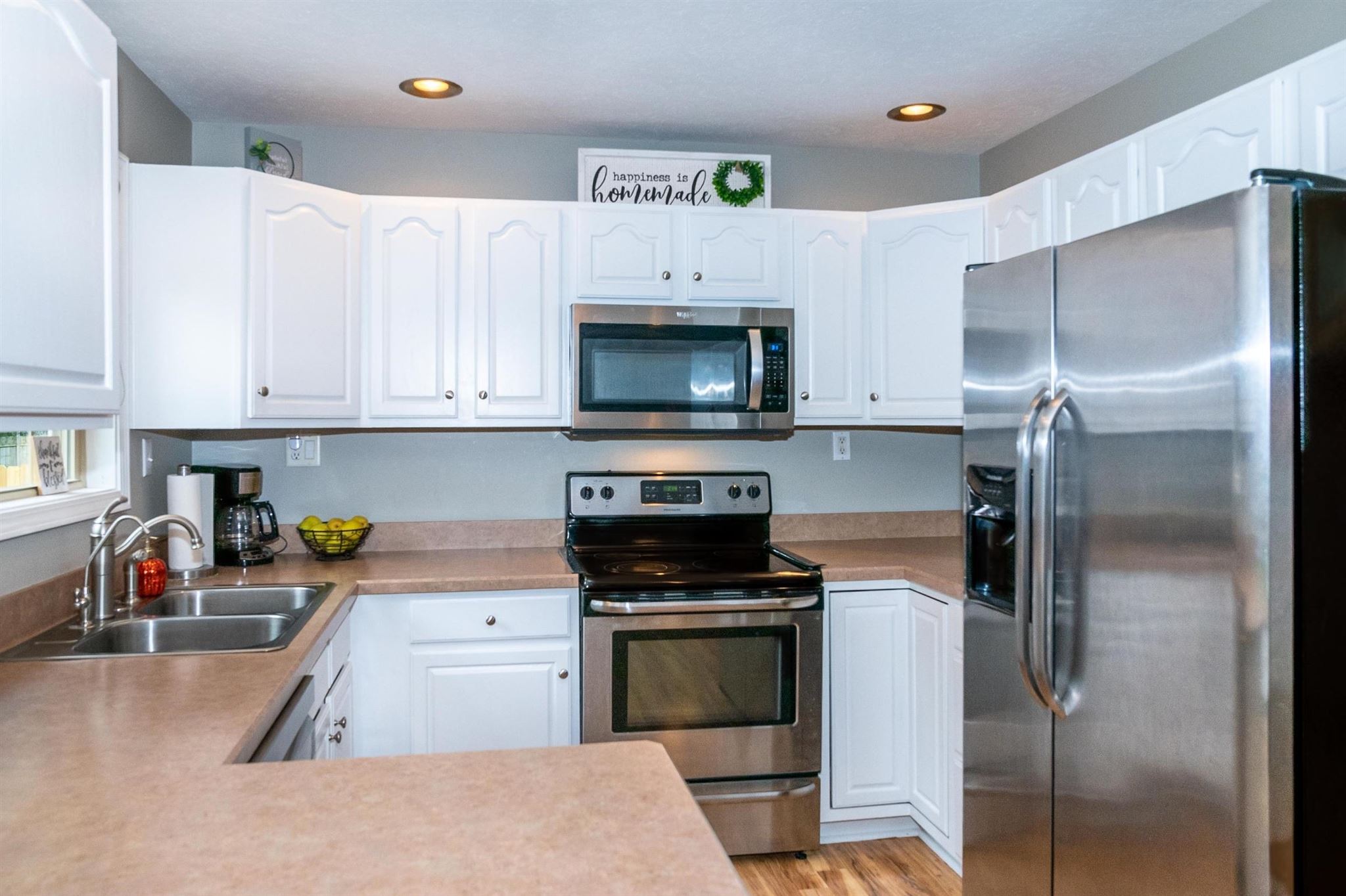 10285 Red Raspberry Lane Granger, IN 46530 - Photo 10 of 36 Gallery Image 10