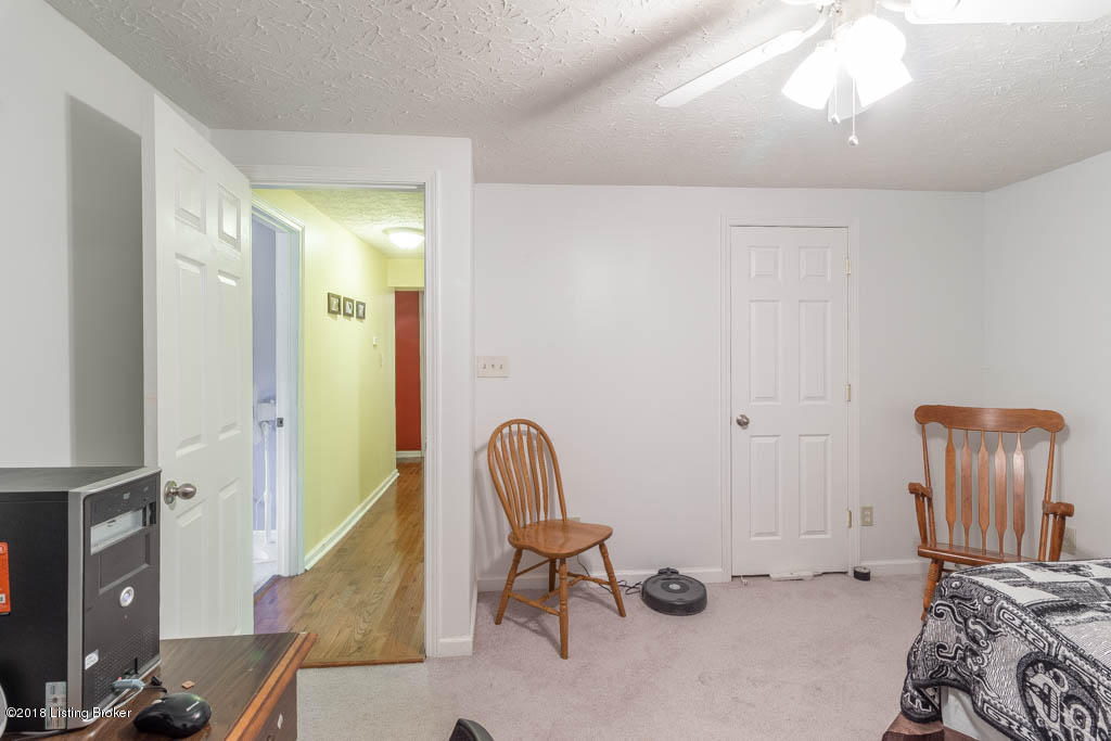252 Foley Road Shepherdsville, KY 40165 - Photo 40 of 44 252 Foley Dr-42