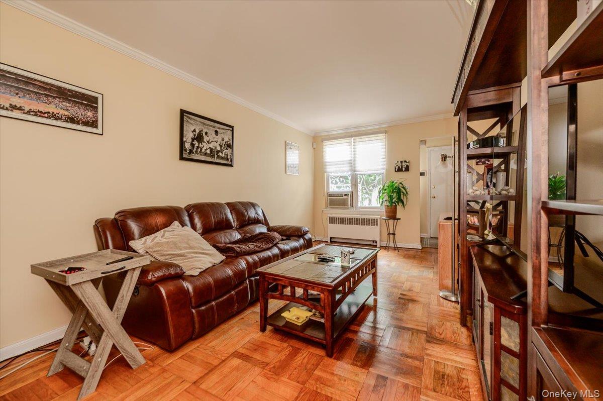 1103 Rhinelander Avenue Bronx, NY 10461 - Photo 21 of 34