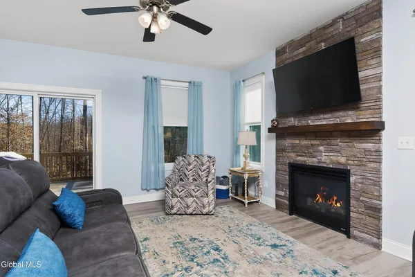 $549,900 | 15 Linden Court, Ballston, NY 12019
