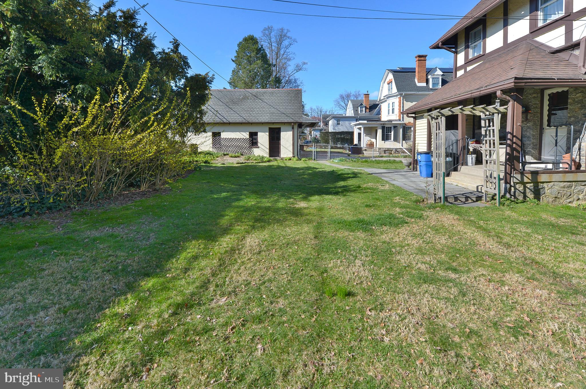 6346 Sherwood Road Philadelphia, PA 19151 - Photo 30 of 41 Gallery Image 30