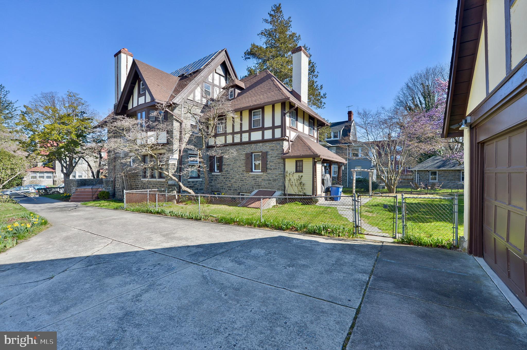 6346 Sherwood Road Philadelphia, PA 19151 - Photo 33 of 41 Gallery Image 33