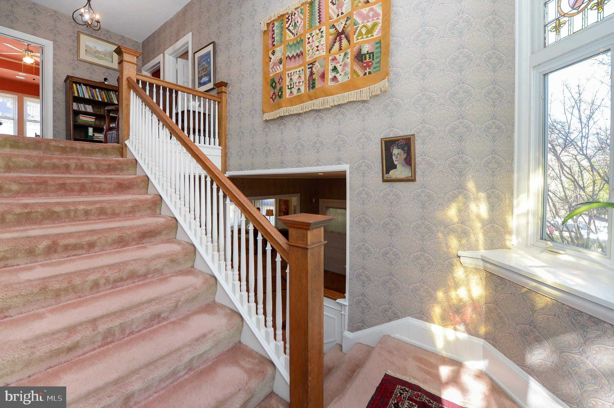 6346 Sherwood Road Philadelphia, PA 19151 - Photo 8 of 41 Gallery Image 8
