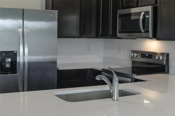 $2,100 | 17208 English Chestnut Way, Land O Lakes, FL 34638