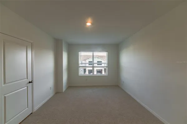 $2,100 | 17208 English Chestnut Way, Land O Lakes, FL 34638