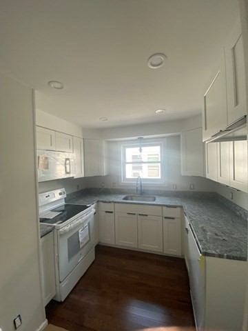 12 Landor Road, Unit 3 Boston, MA 02126 - Photo 10 of 10