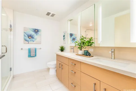 $875,000 | 555 South Street, Unit 807, Honolulu, HI 96813