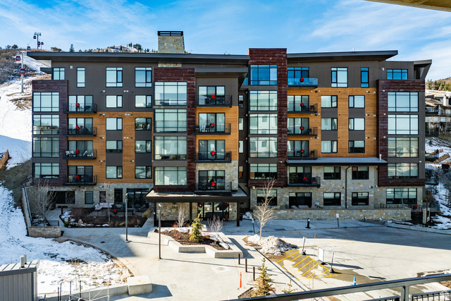 2431 West High Mountain Road, Unit 301 Park City, UT 84098 - Photo 33 of 47
