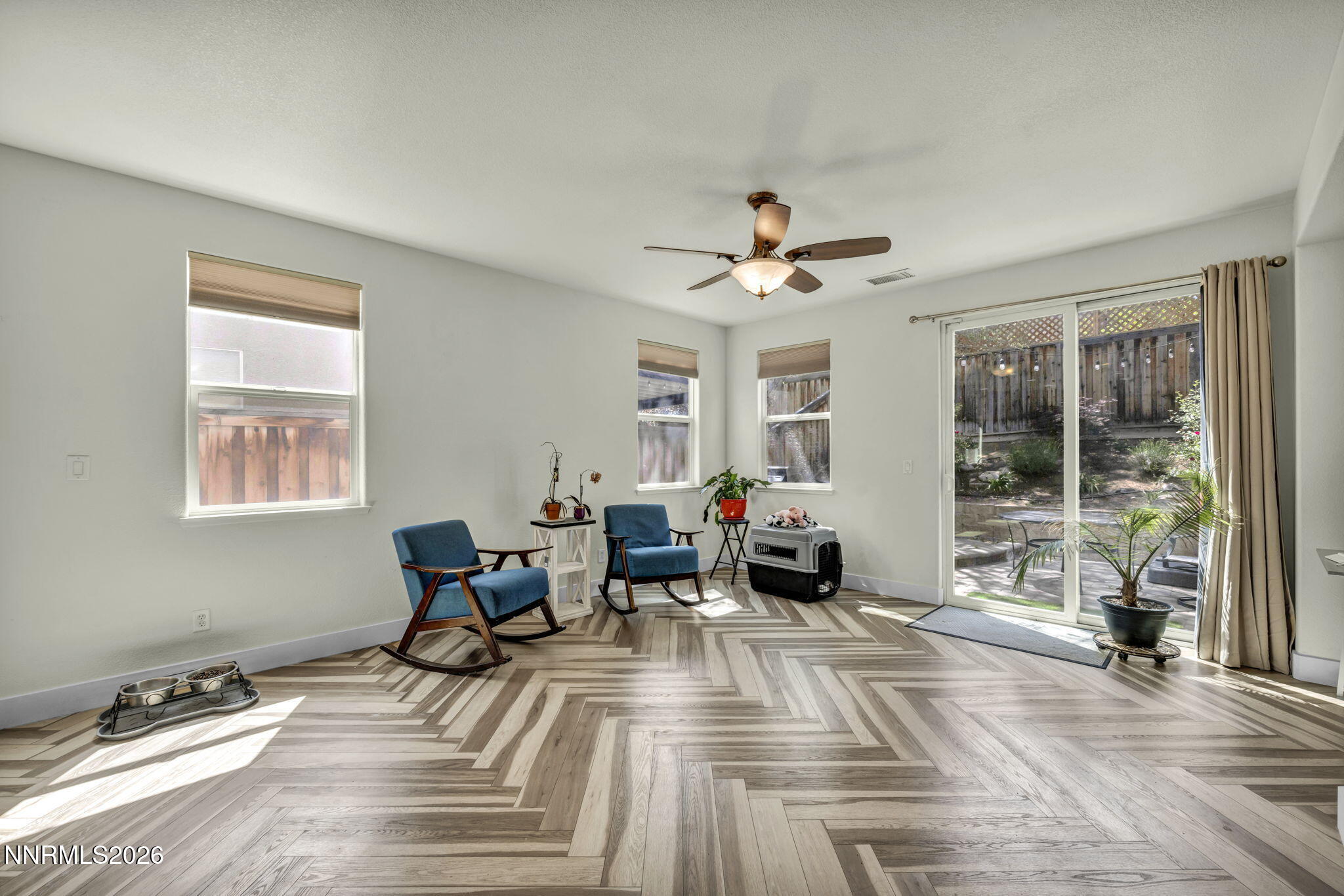 480 Luciana Drive Reno, NV 89521 - Photo 16 of 81 42-web-or-mls-480-luciana-dr