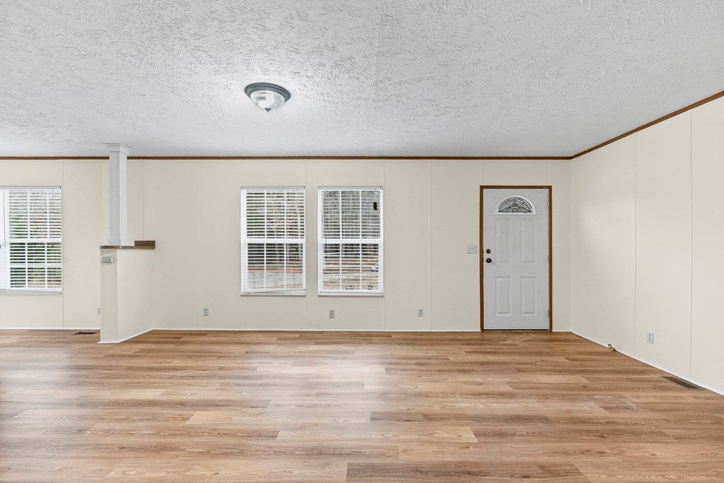 2714 Stage Coach Road Farmville, VA 23901 - Photo 6 of 32 Gallery Image 6