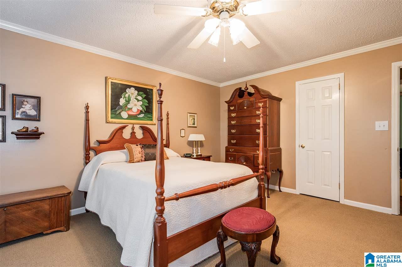 2125 Partridge Berry Road Birmingham, AL 35244 - Photo 17 of 39