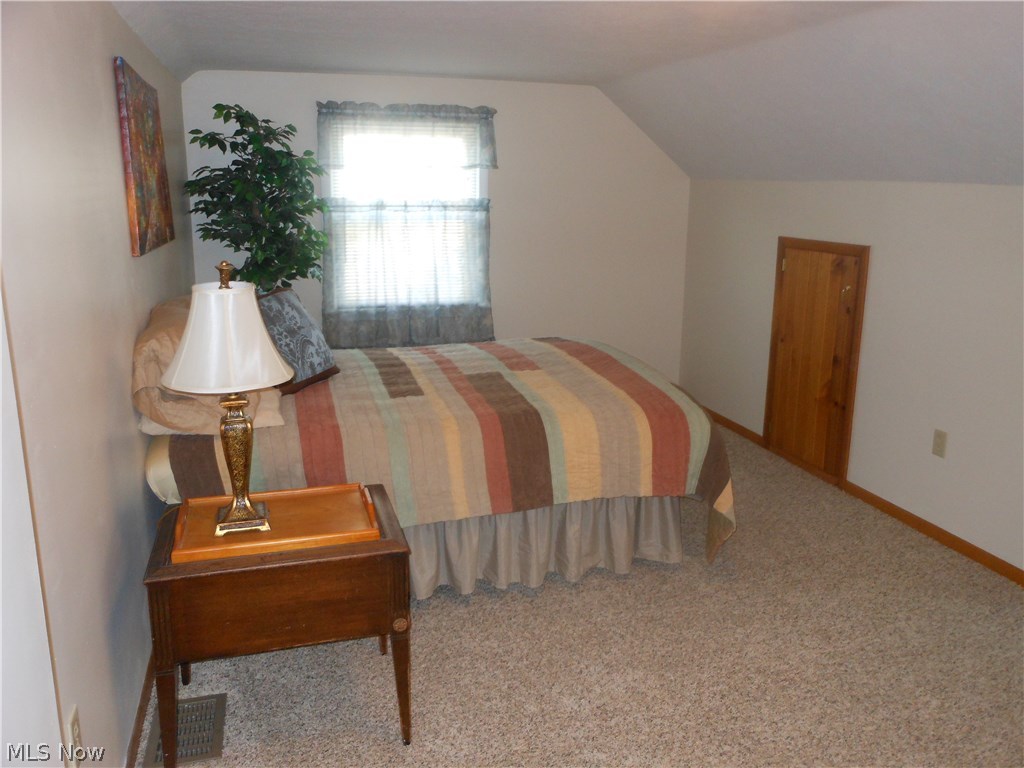 12801 Carpenter Road Garfield Heights, OH 44125 - Photo 3 of 8