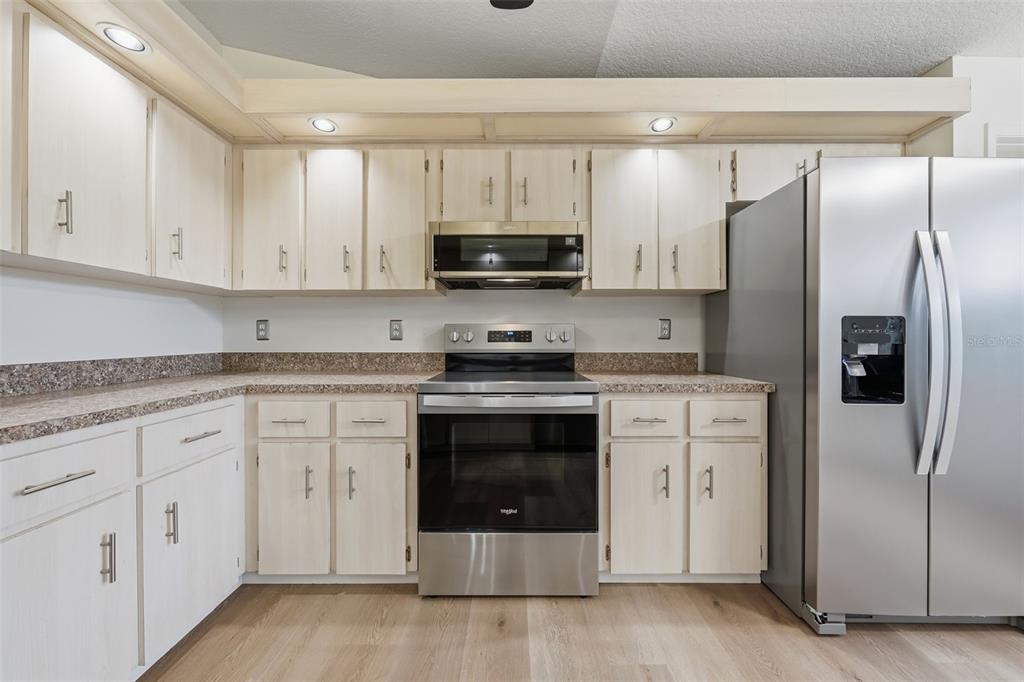 7722 Southwest 117th Street Road Ocala, FL 34476 - Photo 11 of 36 Gallery Image 11