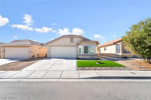$1,950 | 4549 Julesburg Drive, Las Vegas, NV 89139