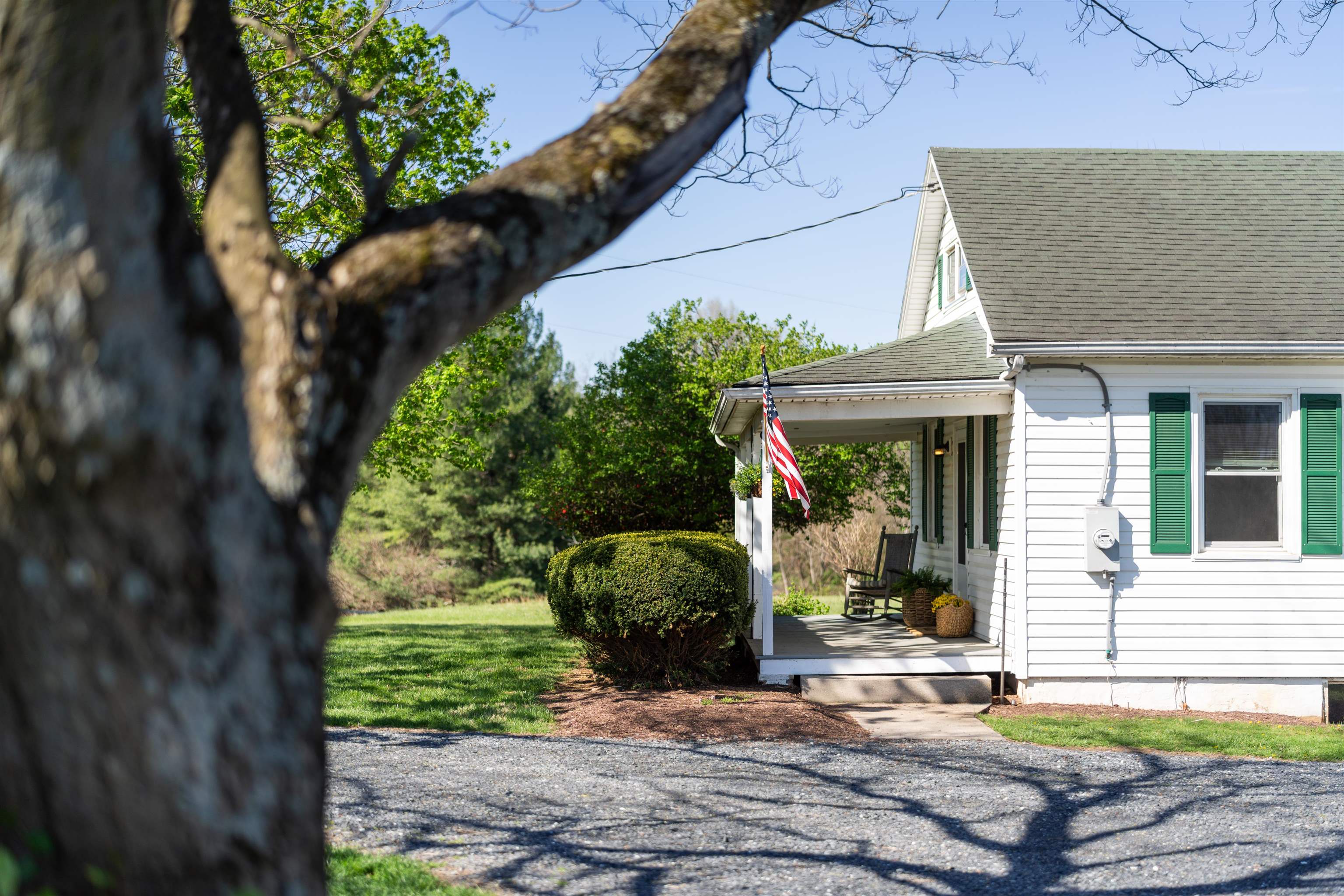 1241 Quick's Mill Road Staunton, VA 24401 - Photo 4 of 29 Gallery Image 4