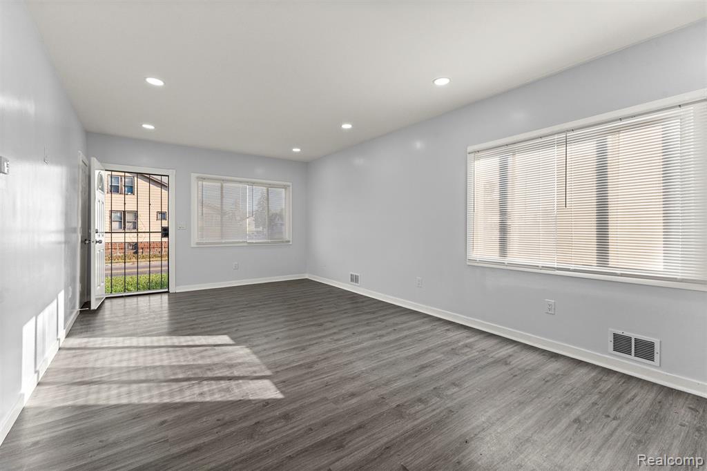 7007 Joy Road Detroit, MI 48204 - Photo 6 of 45 Gallery Image 6