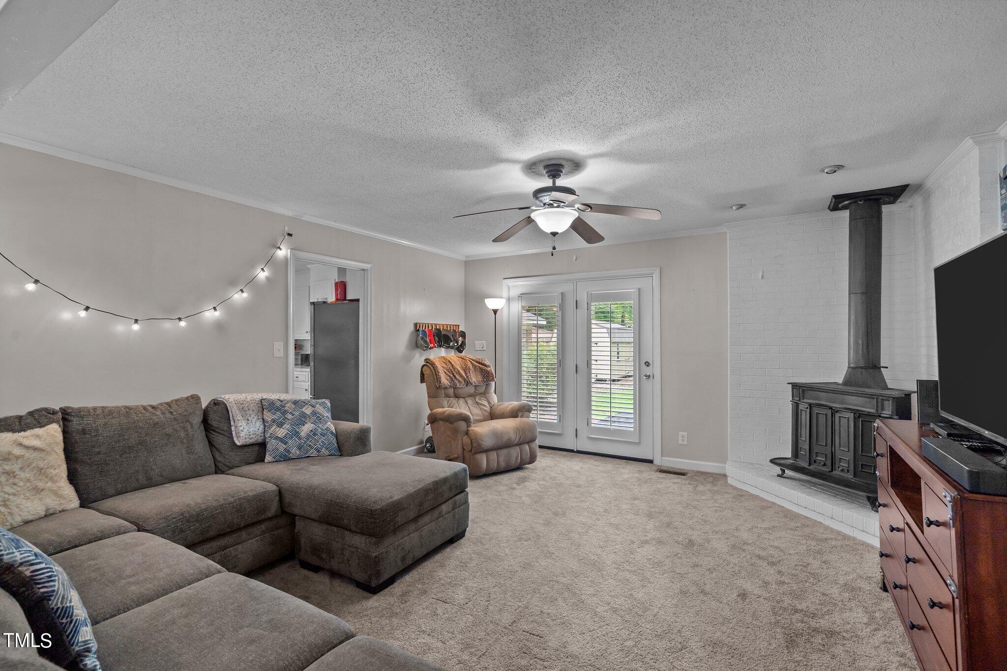 1707 Wendover Road Henderson, NC 27536 - Photo 22 of 43 17-web-or-mls-_NFP0423