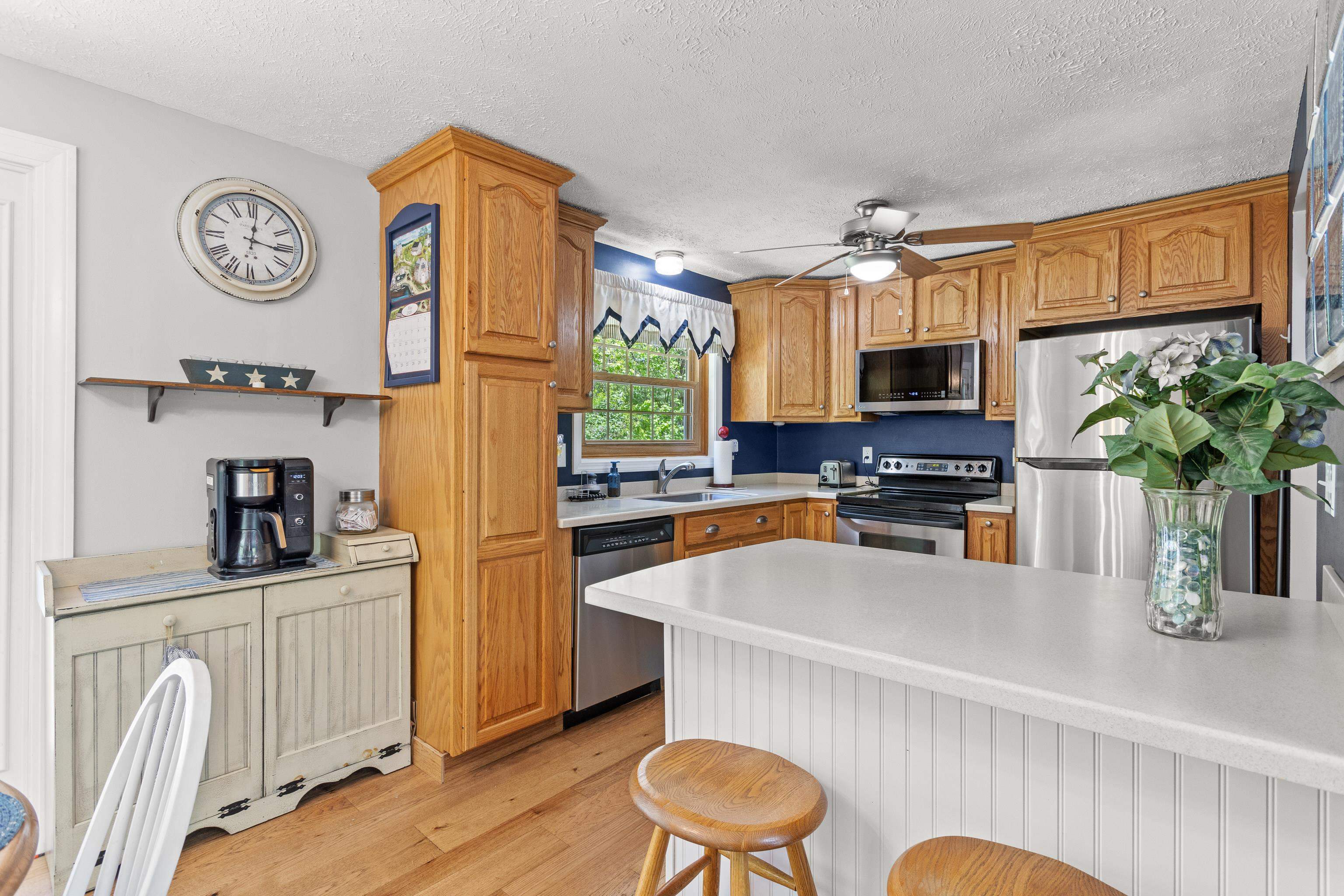 1848 Hooksett Road Hooksett, NH 03106 - Photo 11 of 48