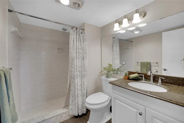 $3,300 | 8980 South Hollybrook Boulevard, Unit 304, Pembroke Pines, FL 33025