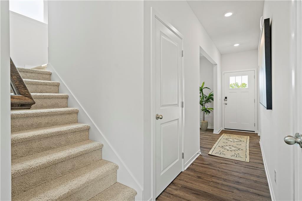 21710 South Madison Street Spring Hill, KS 66083 - Photo 2 of 35