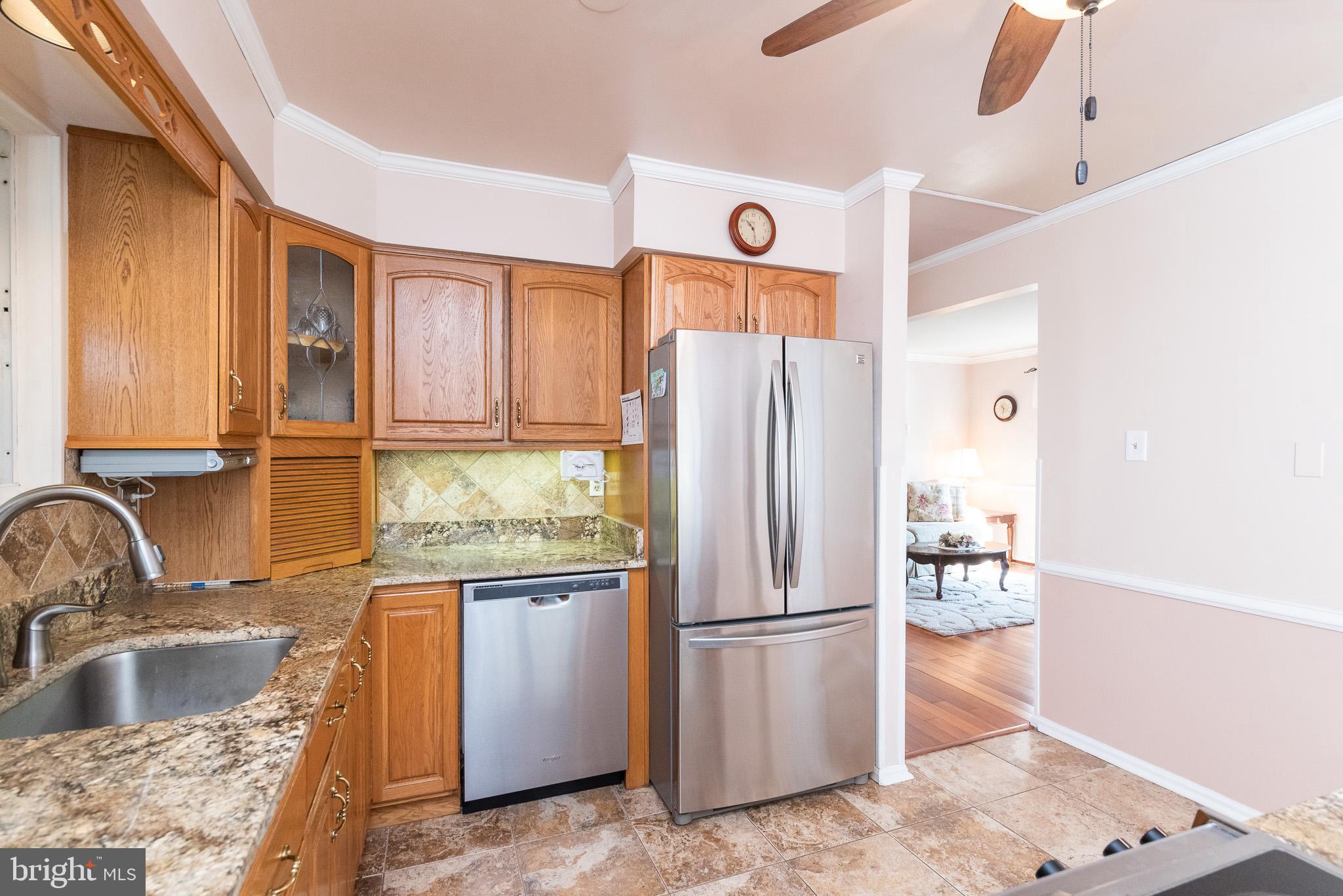 9320 Perglen Road Baltimore, MD 21236 - Photo 18 of 57 Kitchen