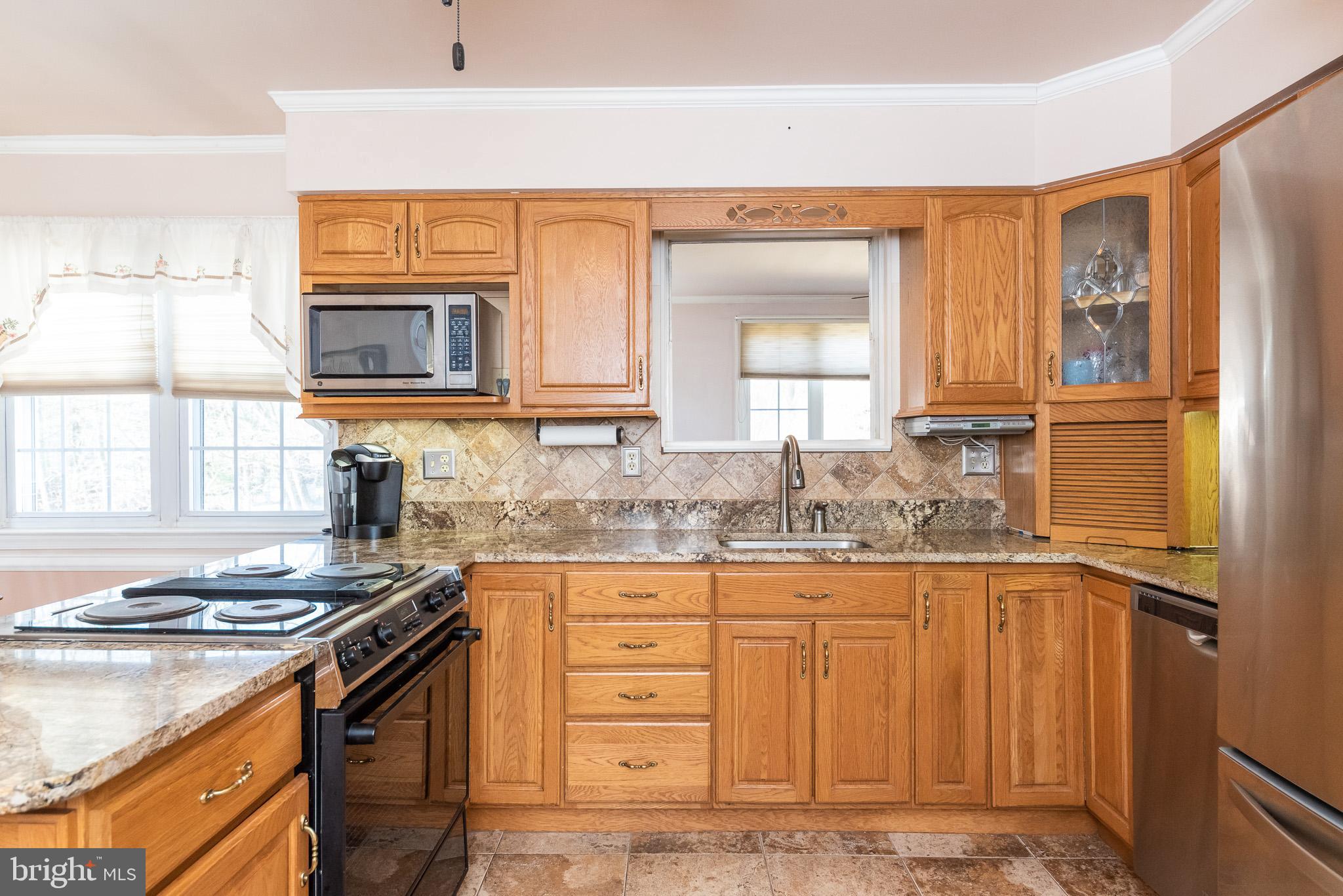 9320 Perglen Road Baltimore, MD 21236 - Photo 19 of 57 Kitchen