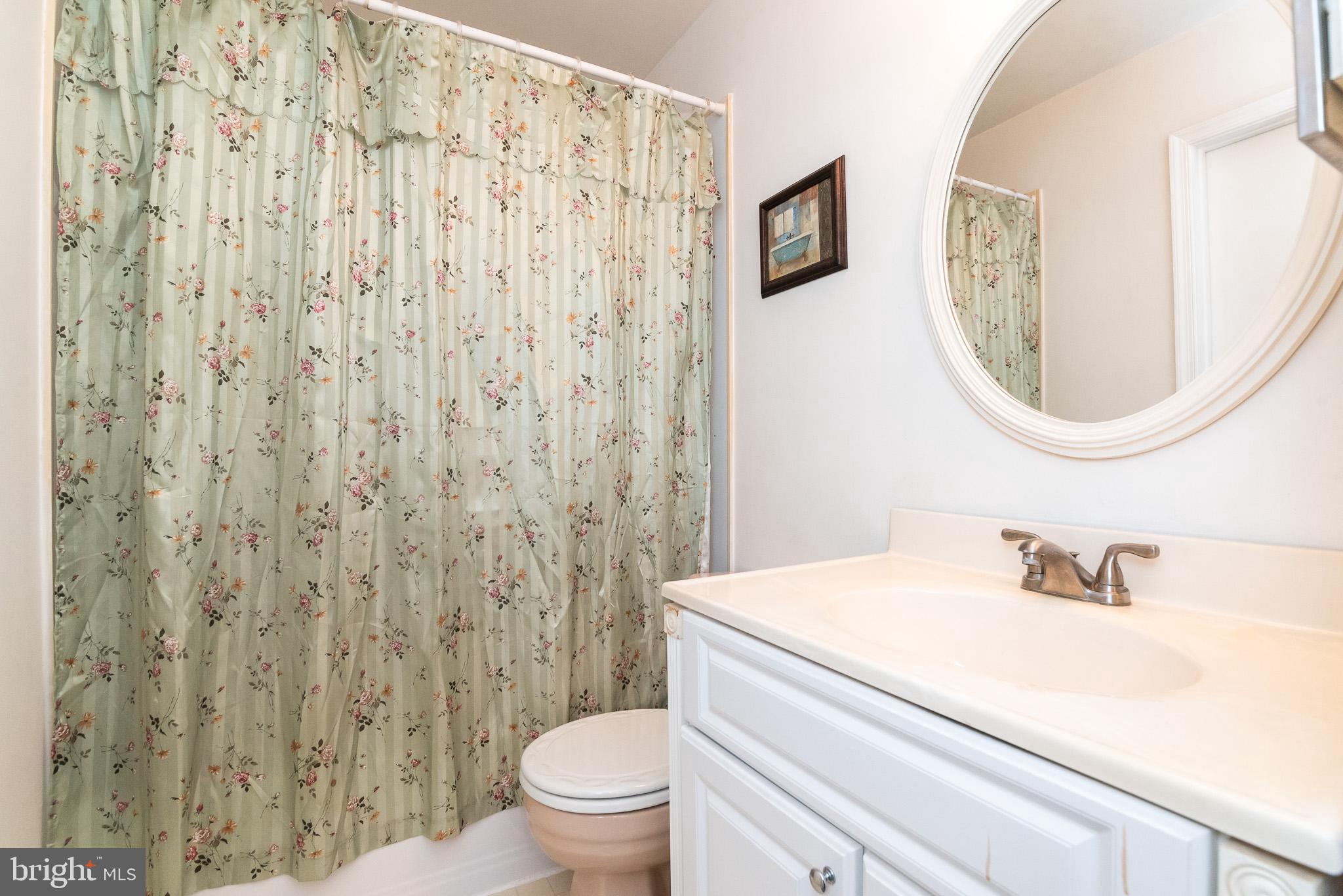 9320 Perglen Road Baltimore, MD 21236 - Photo 36 of 57 Full Bath on Upper Level