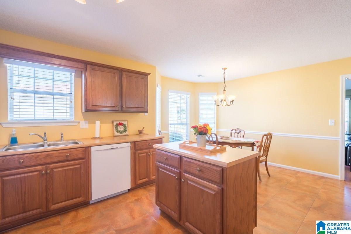 141 Buck Creek Drive Alabaster, AL 35007 - Photo 5 of 17