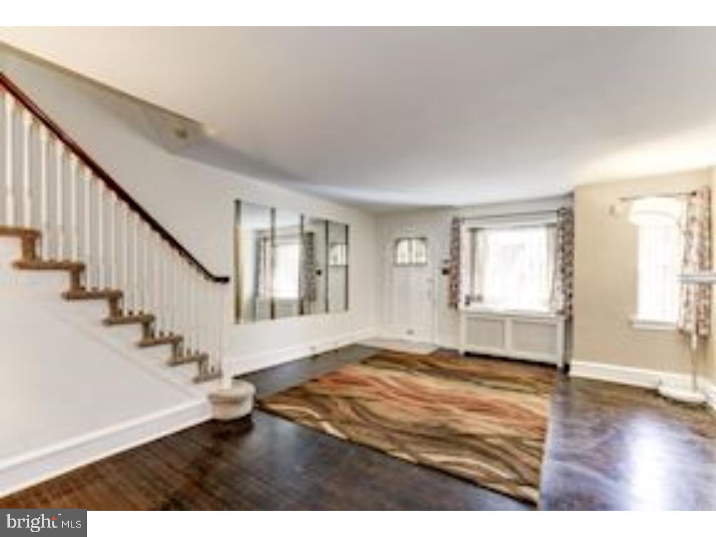 6403 Morris Park Road Philadelphia, PA 19151 - Photo 7 of 21 Living Room