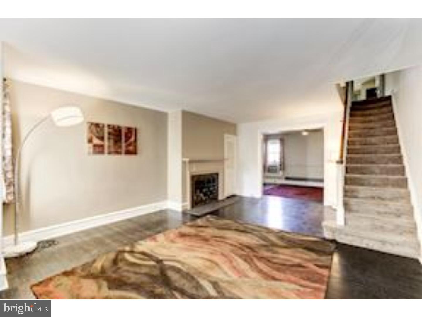 6403 Morris Park Road Philadelphia, PA 19151 - Photo 8 of 21 Living Room